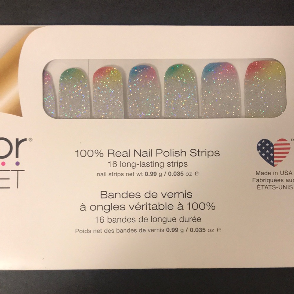 Color Street-Throwing Shade